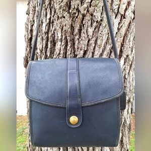 Vintage Navy COACH Scout Crossbody Bag